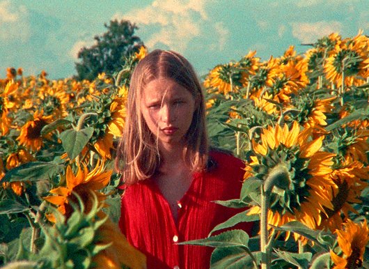 Alice et les soleils (Théo Degen, Charlotte Muller, 2022)